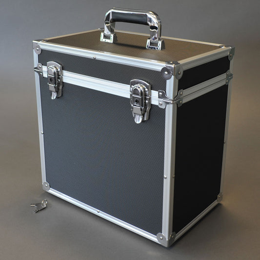 FLIGHT CASE SCHWARZER ALUMINIUMKOFFER FÜR 50 LP-SCHEIBEN 33 UMDREHUNGEN VINYL 12 ZOLL