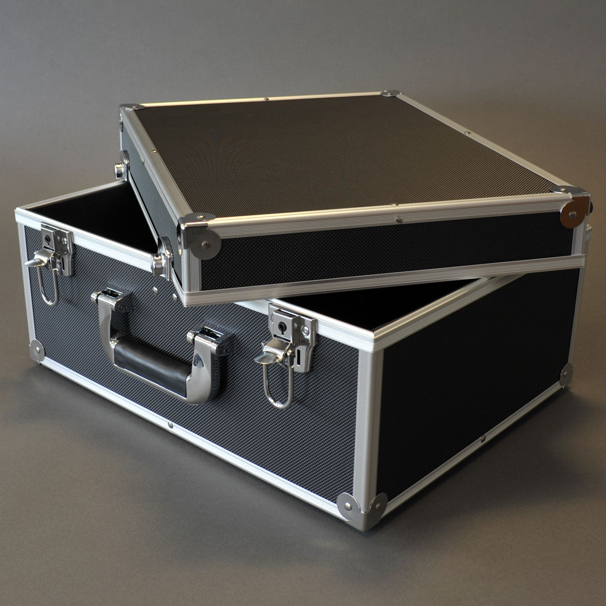 FLIGHT CASE SCHWARZES FÜR 200 RECORDS 45 RPM DISCS 7-INCH VINYL