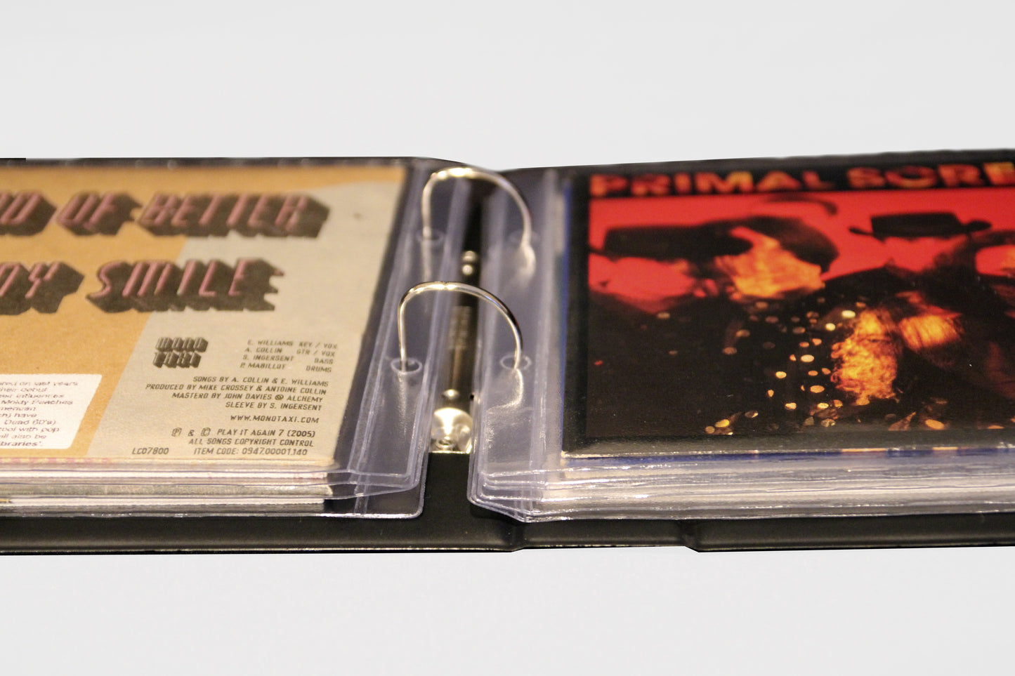 ALBUM MIT RINGEN + 20 PVC SCHUTZHÜLLEN FÜR 7-ZOLL-VINYLSCHALLPLATTEN MIT 45 RPM