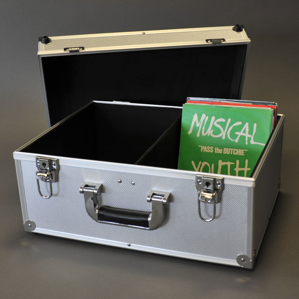 FLIGHT CASE PLATA ALUMINIO ESTUCHE PARA 200 45 DISCOS VINILO 7 RPM PULGADAS 